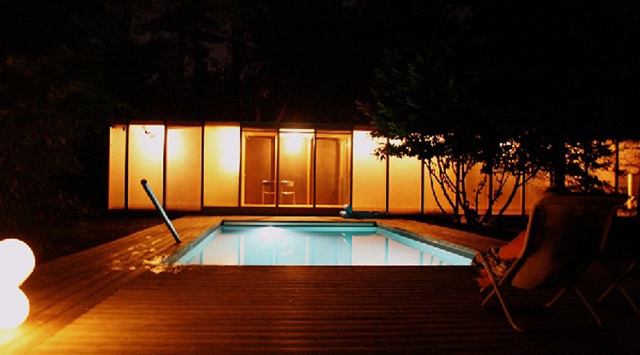 Paviljoen met zwembad