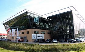Showroom Voorne-Putten Autogroep