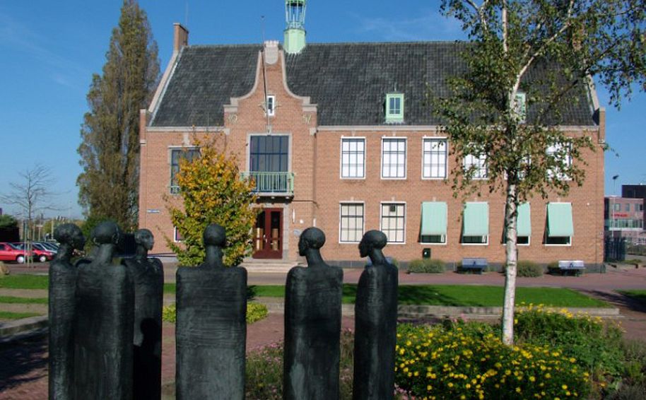 oude_gemeentehuisspijkenisse