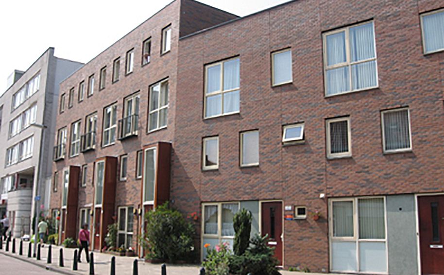 Gaesbeekstraat Tarwewijk, 56 koopwoningen, 69 huurappartementen, 11 koopappartementen