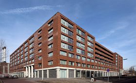 Het Zamen, 132 huurwoningen, 102 zorgappartementen, voorzieningenplint