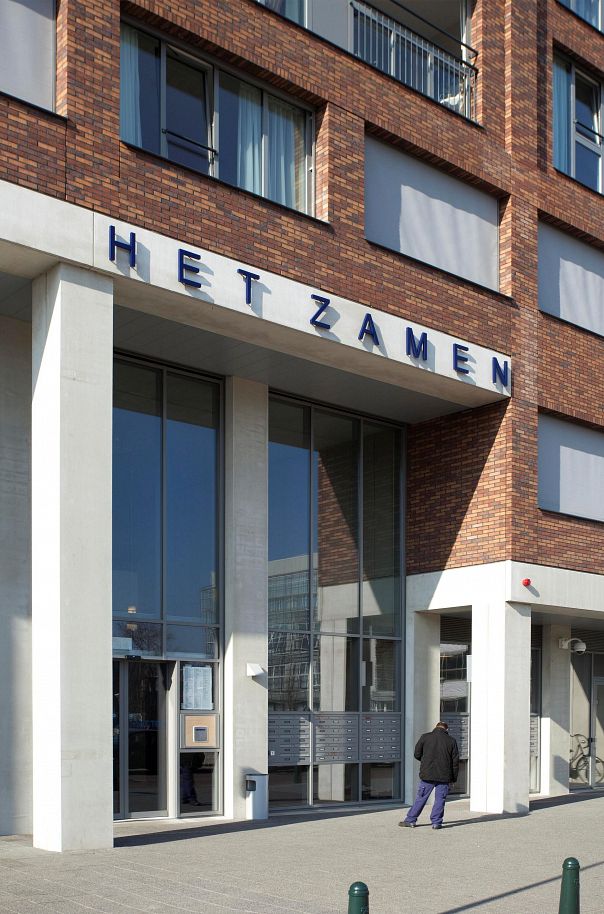 Het Zamen, 132 huurwoningen, 102 zorgappartementen, voorzieningenplint