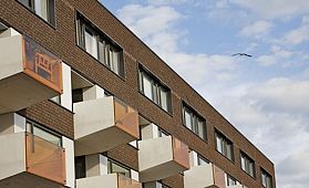 Herman Gorterhof, 57 huurwoningen en 22 zorgwoningen, multifunctioneel zorgcentrum