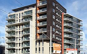 De Adriaan, 42 appartementen