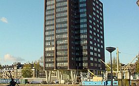 Coolhaven Twin Towers