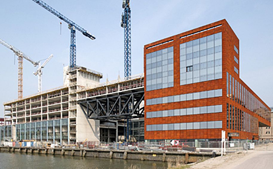 Schiecentrale