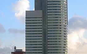 World Port Center