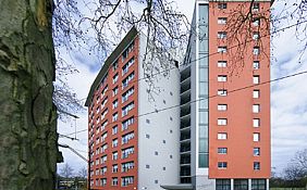 Enkpunt, 60 appartementen en recreatieruimte