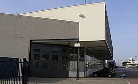 Poortgebouw Thomsenâ€™s Havenbedrijf, sinds 2006: Vertrekhal Oranjelijn